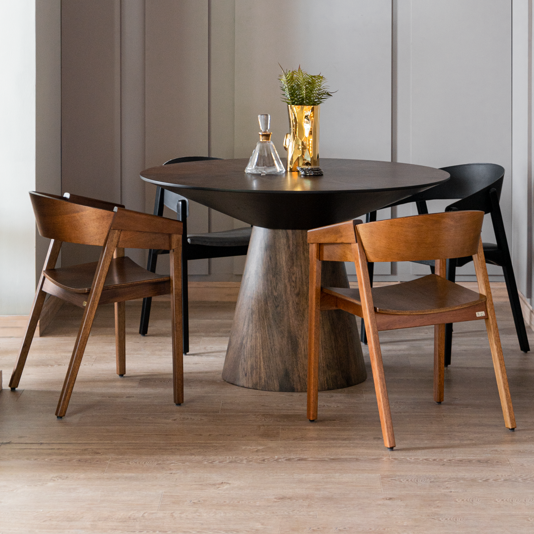 SILLA LOTUS MADERA COMEDOR CONA CIRCULAR LOTUS