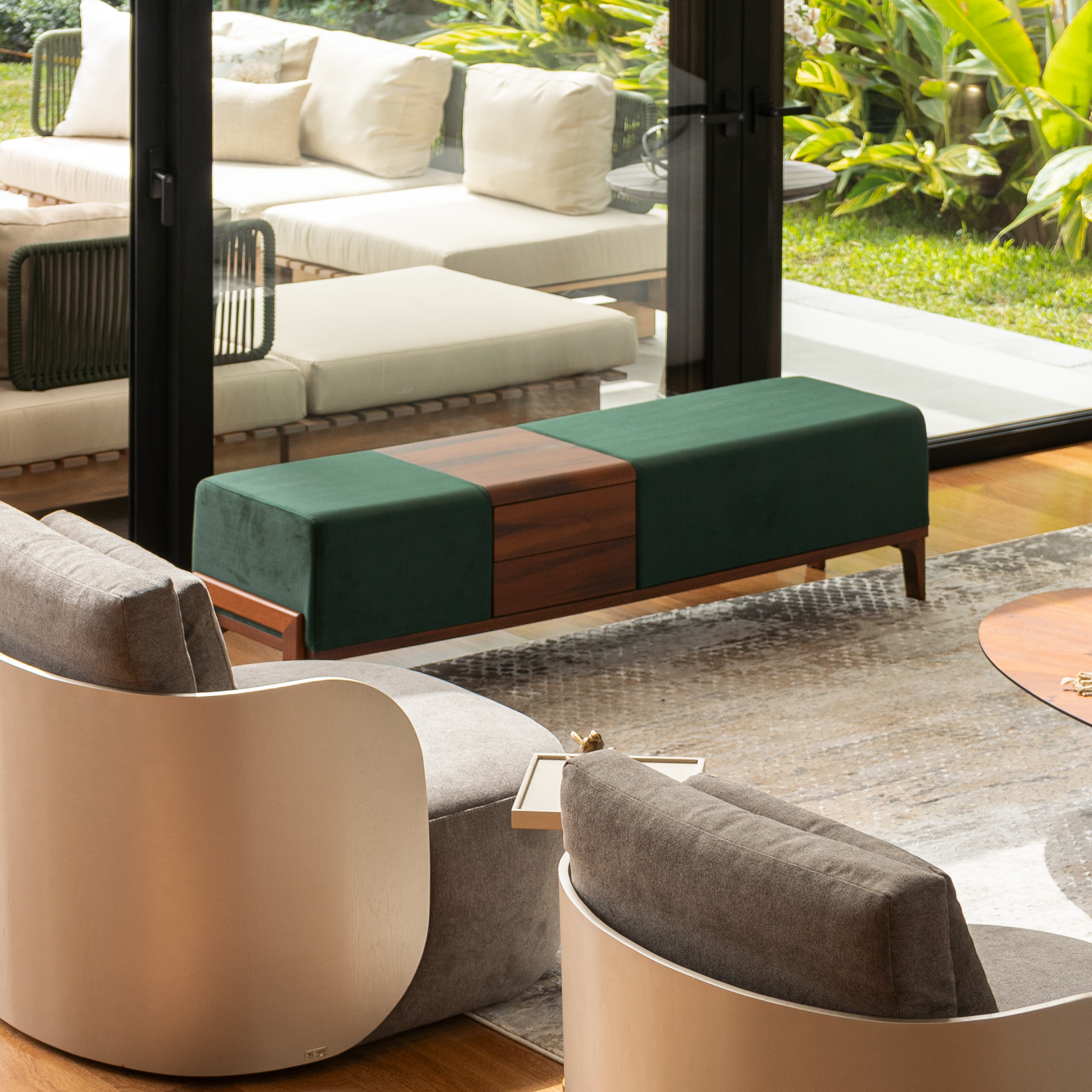 Paola Gordillo La Molina poltrona loris gris mt54