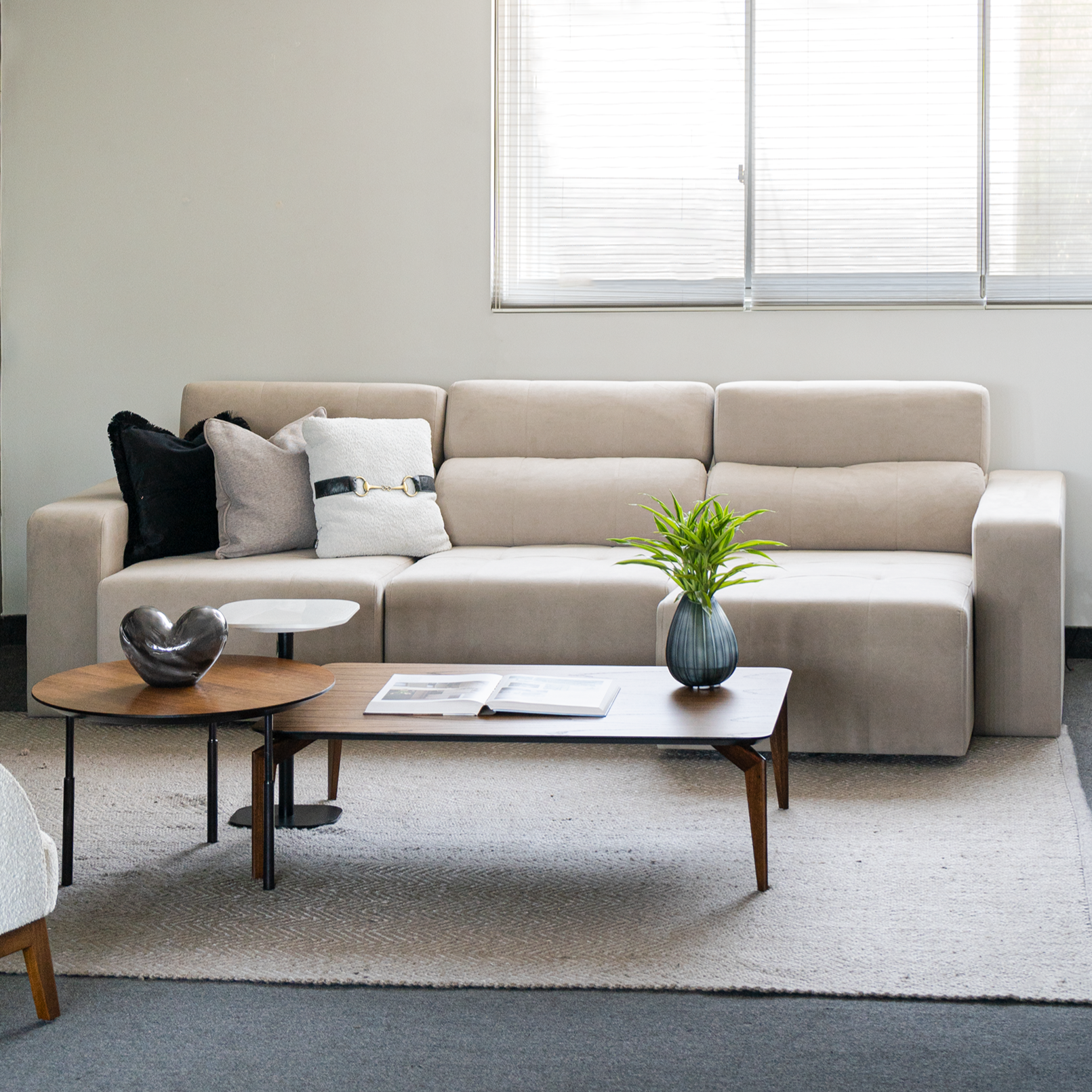 SIERRA EXTENSIBLE MESA DE APOYO TOQUIO MESA DE CENTRO SPIDER