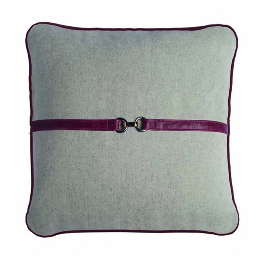 E48131 - Set Of Two Decorative Pillows 55x55/D-12266 / L-19024 Set Of Two Decorative Pillows 55x55/D-12266 / L-19024