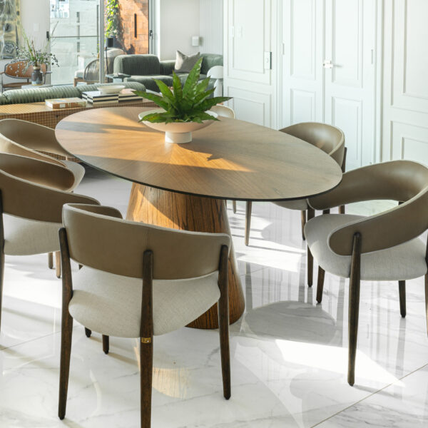 Mesa de Comedor Cona Oval