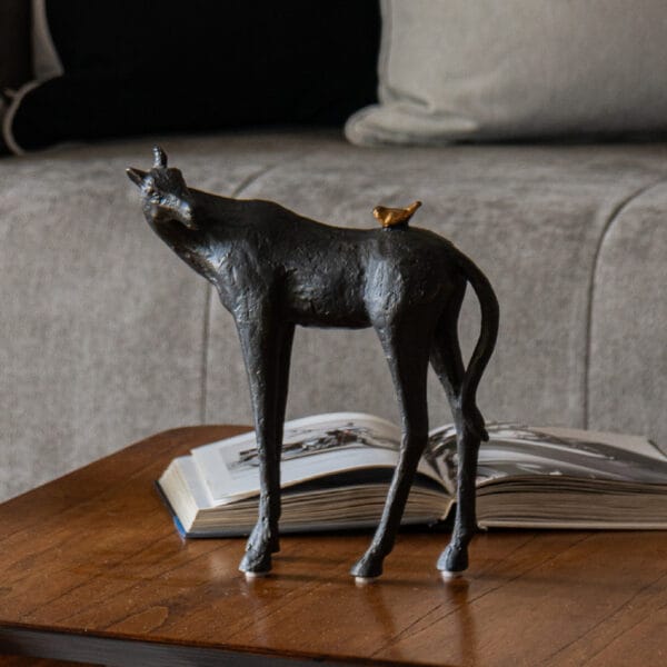 Escultura Hello Friend