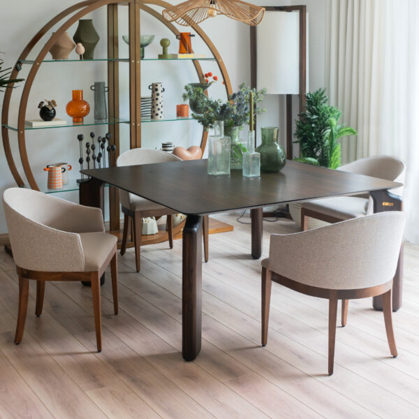 Mesa de Comedor Rossi