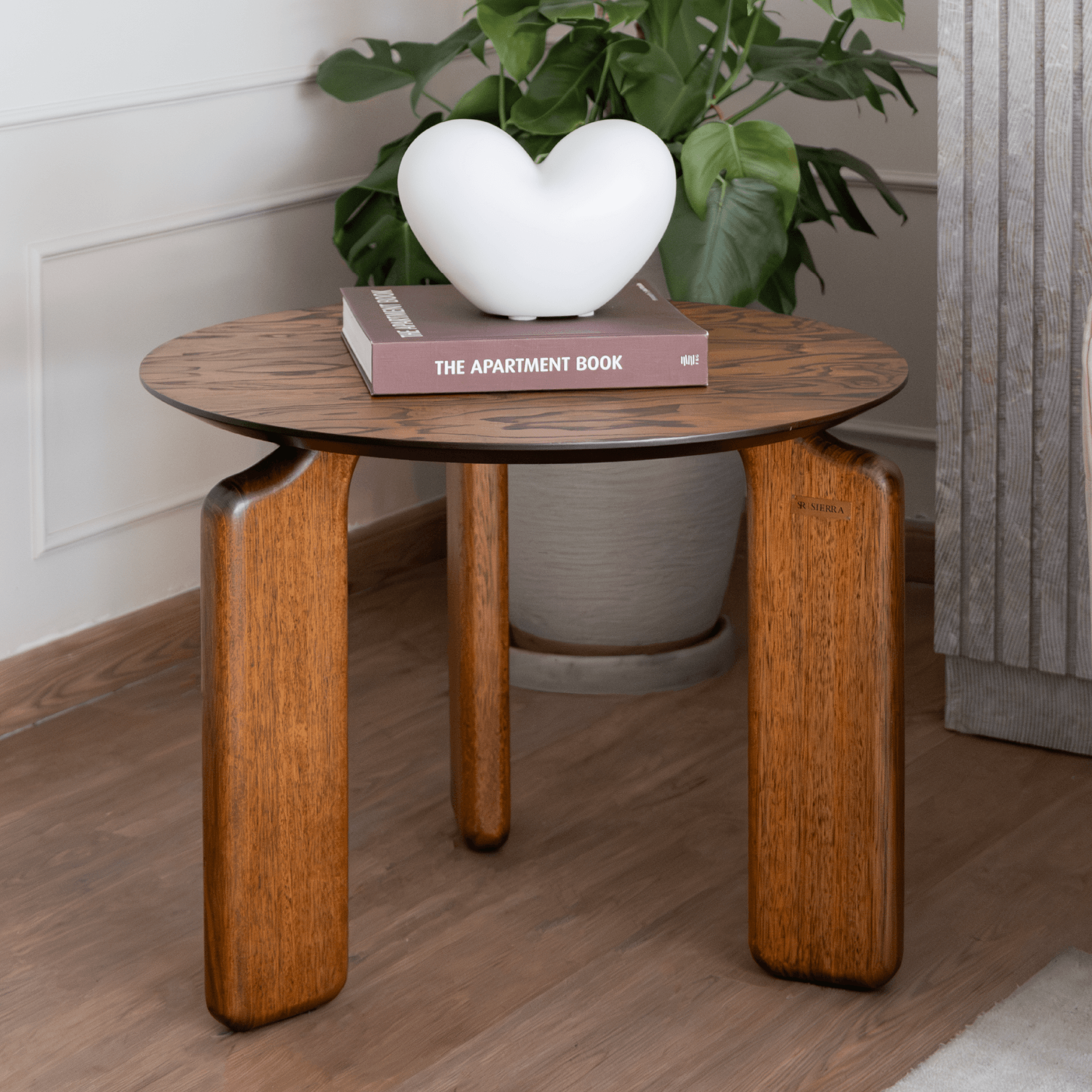 Mesa de Apoyo Rossi